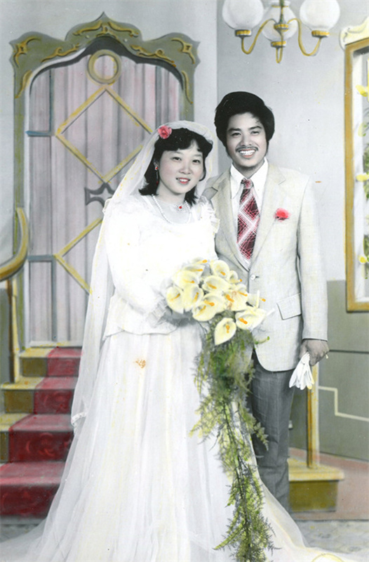 民间老照片 捐赠人：王良策 （黑白银盐手工上色，1986年）.jpg