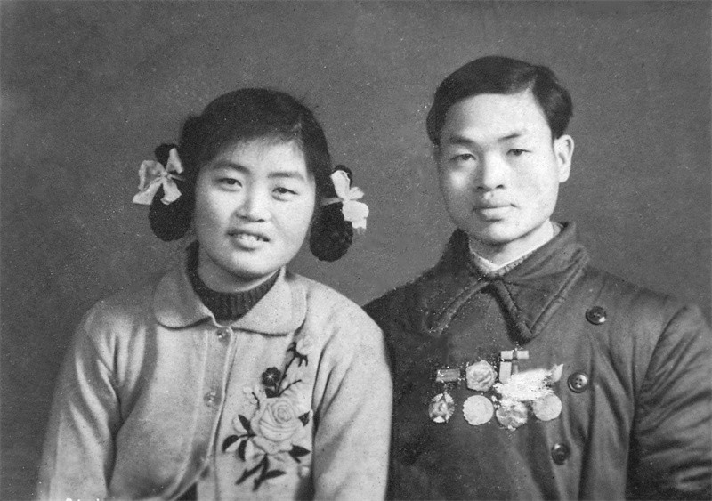 民间老照片 捐赠人：叶祖青（黑白银盐，1954年）.jpg